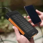Solar Powerbank 8000 mAh, mit LED-Taschenlampe