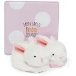 DOUDOU - Bonbon Hase F&uuml;sslinge mit Rassel, rosa 0-6M