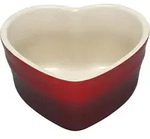 Le Creuset Backform Herz kirschrot
