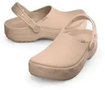 Crocs Classic Crafted Clog Hellbraun US M7/W9 (EU 39-40)