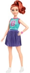 MATTEL HYT90 Barbie Fashionista Puppe im Jersey-Oberteil und Faltenrock