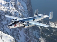 REVELL 05643 1:48 Geschenkset Flying B-25J Mitchell