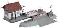 FALLER 120174 H0 Bahn&uuml;bergang mit Schrankenw&auml;rterhaus, Ep. II