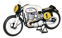 ITALERI 510004602 1:9 Norton Manx 500cc 1951