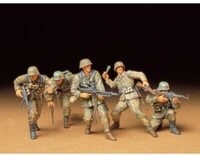 TAMIYA 300035196 1:35 Fig.-Set Dt. Frontsoldat