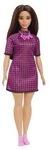MATTEL HBV20 Barbie Fashionistas Puppe im pink-schwarz-karierten Kleid, kurvig,