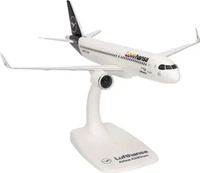 HERPA 613880, HERPA 613880 1:200 Lufthansa Airbus A320neo "Lovehansa" - D-AINY