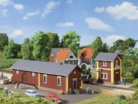 AUHAGEN 11435, AUHAGEN 11435 H0 Bahnhof Steinbach mit Wasserhaus