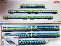 M&Auml;RKLIN 43879, M&Auml;RKLIN 43879 H0 Personenwagen-Set "Touristikzug", DB AG, Ep. V