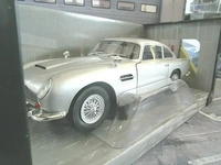 SOLIDO 421181210, SOLIDO 421181210 1:18 Aston Martin DB5 silber
