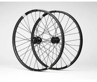 Crankbrothers Synthesis Carbon Enduro 11 BOOST P321 Tubeless Ready Laufradsatz,