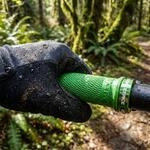 Race Face Grippler Lock-On Griff, 30mm, green - sicherer Halt und moderne Ausf&uuml;hrung