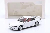 Nissan Silvia S15 Spec-R Aero Baujahr 1999 Aspen wei&szlig; 1:18 Solido