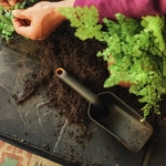 Fiskars 1071303, FISKARS Handschaufel mit extra hohem Rand