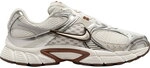 Nike - V5 RNR Sneaker Damen beige 263157_1304