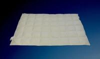 Betten Hofmann Masuren Ganzjahres Daunendecke Daunenbett Bettdecke 6x8 135x200 cm,