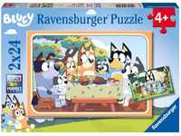 Ravensburger Kinderpuzzle 05711 - Auf geht's! - 2x24 Teile Bluey Puzzle für Kinder