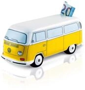 BRISA VW Collection - Volkswagen Spar-B&uuml;chse-Schwein-Dose im T2 Bulli Bus Design