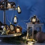 LED Lichterkette mit Mini Laternenn Dekogirlande 10 schwarze Sturmlaternen L:...