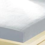 G BETTWARENSHOP &ndash; Inkontinenz Spannbettlaken mit N&auml;sseschutz &ndash; wasserdicht...