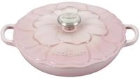 Le Creuset Signature Emaillierter Gusseisen-Bl&uuml;ten-Schmorpf, 2,25 l, Muschelrosa