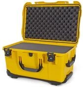 NANUK 938 wasserdichter Hartschalenkoffer mit Rollen und Schaumstoffeinlage, Gelb