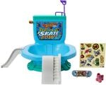 Hot Wheels Skate Fingerboard Toilettensch&uuml;ssel-Skateset, Sp&uuml;len und los