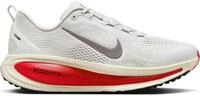 Nike Vomero 18 Platinum Tint/MTLC Pewter-Siren RED 40.5 EU