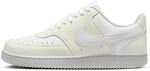 Nike Damen W Nike Court Vision LO NN Sneaker, Soft Pearl/White, 40