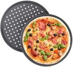 Relaxdays Pizzablech, 2er Set, rund, gelocht, antihaft, Pizza & Flammkuchen,