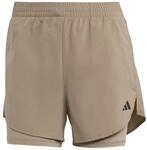 adidas Damen AEROREADY Made for Training Minimal Two-in-One Shorts, Chalky