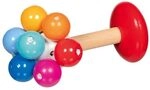 goki 65364 Stielrassel Regenbogen aus Holz &ndash; Babyrassel mit 11 bunten...