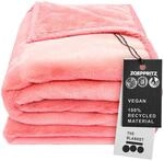 Zoeppritz The Blanket &ndash; Extra weiche Decke aus recyceltem Polyester, vegan,