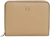 Tommy Hilfiger Damen Geldb&ouml;rse Icon Flap Seasonal mit Rei&szlig;verschluss, Beige