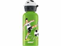 SIGG - Alu Trinkflasche Kinder - KBT Footballcamp - Auslaufsicher - Federleicht -