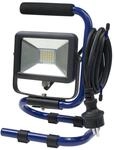 as - Schwabe SLIMLINE LED Baustrahler 10 W 850 Lumen - Mobiler Scheinwerfer mit