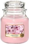Yankee Candle Duftkerze im Glas (Mittelgro&szlig;) | Cherry Blossom | Brenndauer bis zu 75