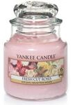 Yankee Candle Duftkerze im Glas (klein) | Fresh Cut Roses | Brenndauer bis zu 30