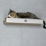 CanadianCat Company | Wandkratzbrett Cloud | hellgrau | ca. 70 x 30 x 8 cm 