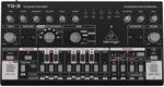 Behringer TD-3-BK Analoger Bass-Line-Synthesizer mit VCO, VCF, 16-stufigem...