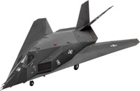 Revell 03899, Revell Lockheed Martin F-117A Nighthawk Stealth Fighter Grau