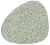 Lind DNA Glasuntersetzer Curve aus Leder Hippo in der Farbe Olivengr&uuml;n, Gr&ouml;&szlig;e: