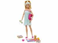 Barbie GJG55 - Wellness Spa-Puppe, blond, mit Hündchen und 9 Zubehörteilen,