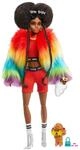 Barbie GVR04 - Extra Puppe, kuscheliger Regenbogen-Mantel mit Pudel, br&uuml;netten