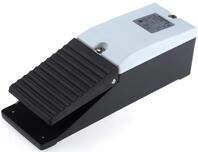 Siemens SIRIUS Fu&szlig;schalter Tastend Metall, 1-poliger Umschalter, 16 A, IP65