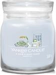 Yankee Candle Signature Duftkerze | A Calm & Quiet Place Medium Jar Candle with
