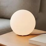 Lindby Tischlampe Kugel Glas wei&szlig;, Nachttischlampe 25 cm Tischleuchte Schlafzimmer