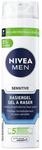 NIVEA MEN Sensitive Rasiergel f&uuml;r M&auml;nner (200 ml), Rasier Gel mit Kamille,