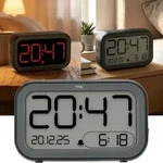 Digitalwecker mit LCD & LED Anzeige - Akku Tischuhr mit Lichtsensor & Snooze -...