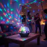 Denver DenverDiscolicht mit Bluetooth Lautsprecher, 2x3W Stereo Sound, 3 Licht-Modi,